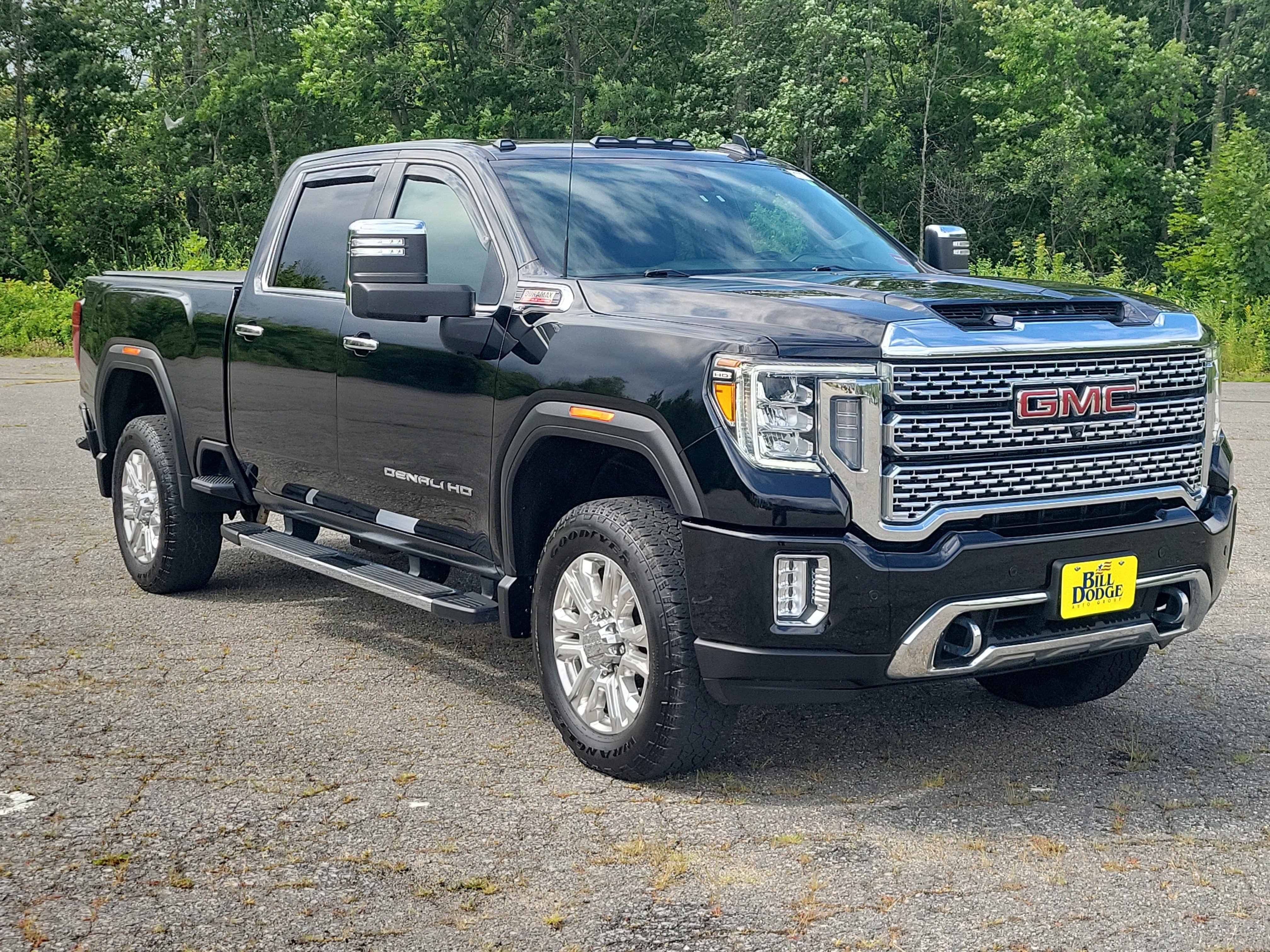 Used 2023 GMC Sierra 2500 Denali w/ Denali Ultimate Package AWD/4WD image 3