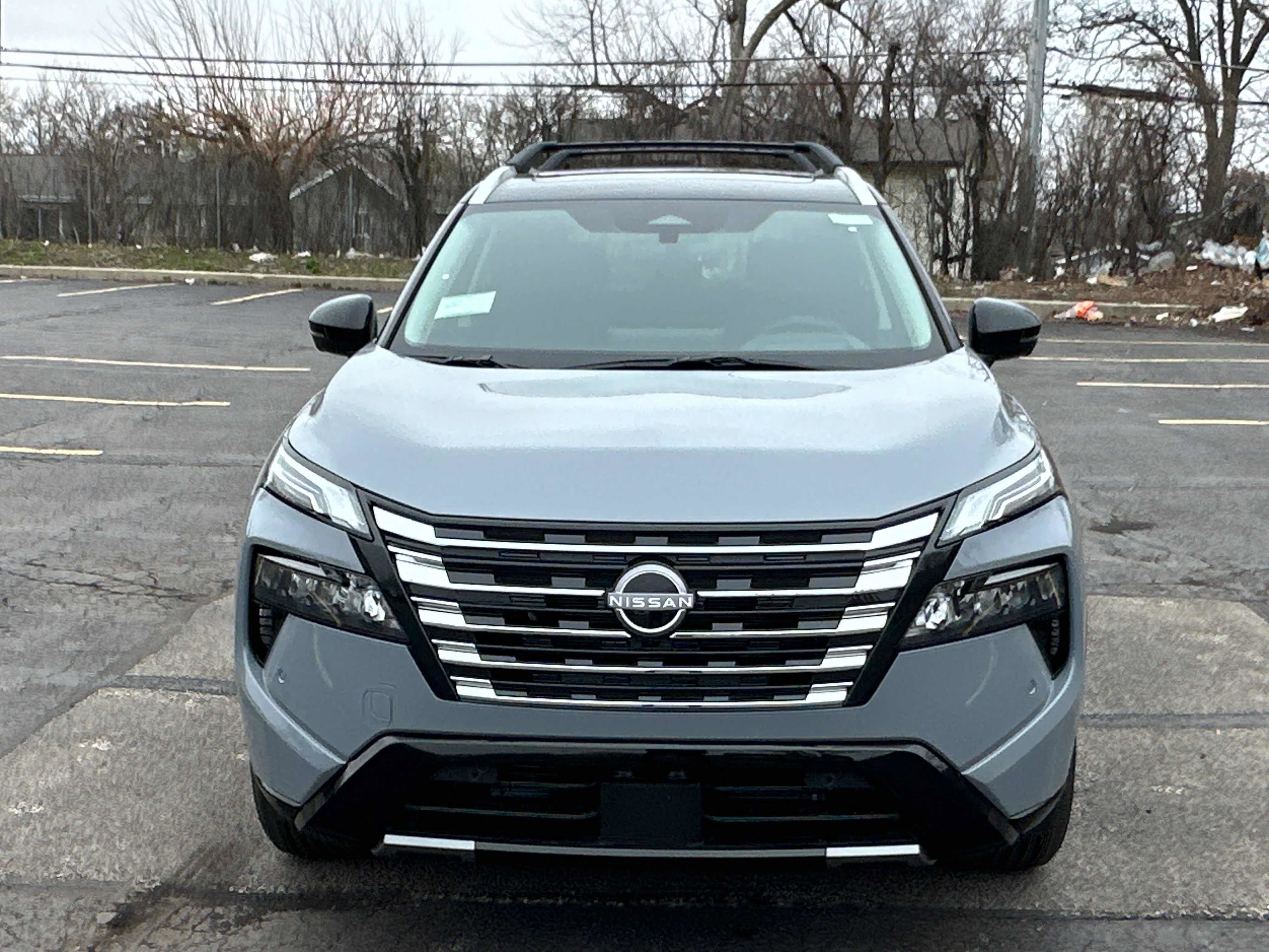 New 2026 Nissan Rogue Platinum image 2