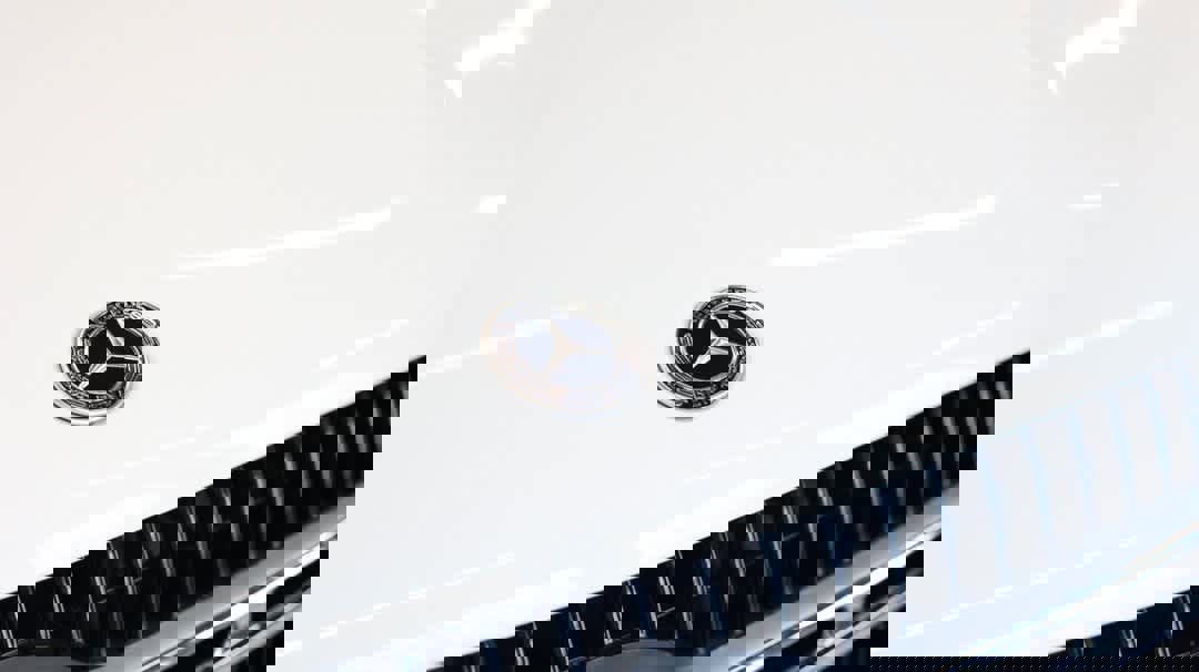 Used 2024 Mercedes-Benz GLE 350 4MATIC w/ Driver Assistance Package image 12