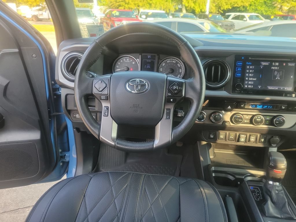 Used 2018 Toyota Tacoma TRD Pro AWD/4WD image 18