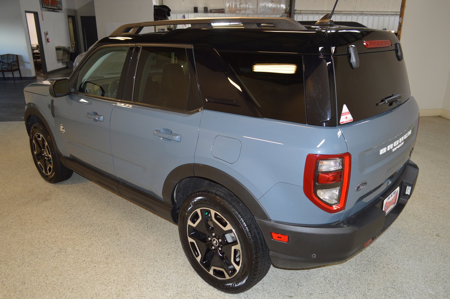 Used 2024 Ford Bronco Sport Outer Banks w/ Tech Package image 5