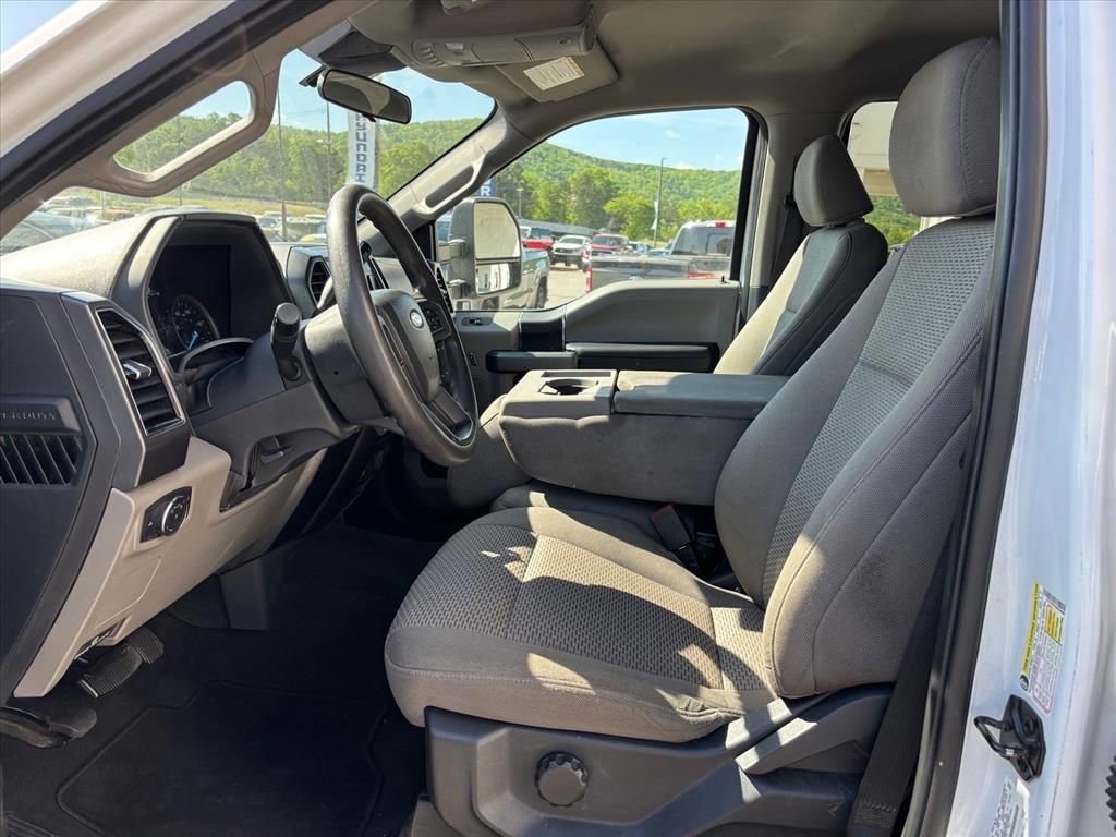 Used 2022 Ford F250 XLT AWD/4WD image 9