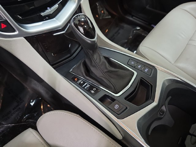 Used 2015 Cadillac SRX Luxury w/ Driver Awareness Package AWD/4WD image 24