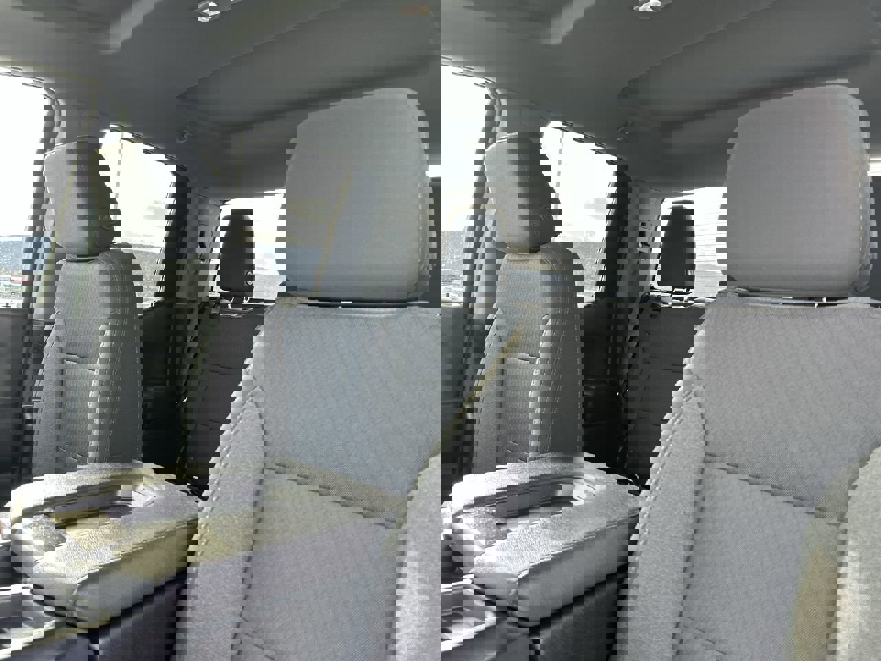 Used 2023 Chevrolet Silverado 1500 Custom image 21