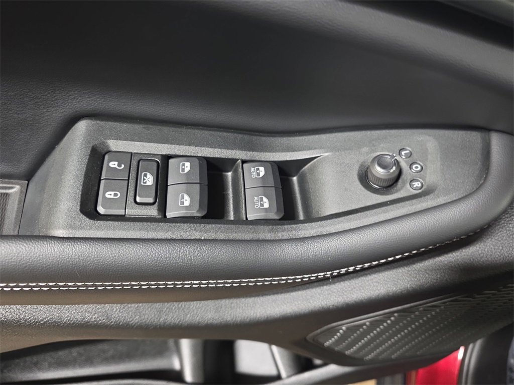 Used 2024 Jeep Grand Cherokee Altitude image 26