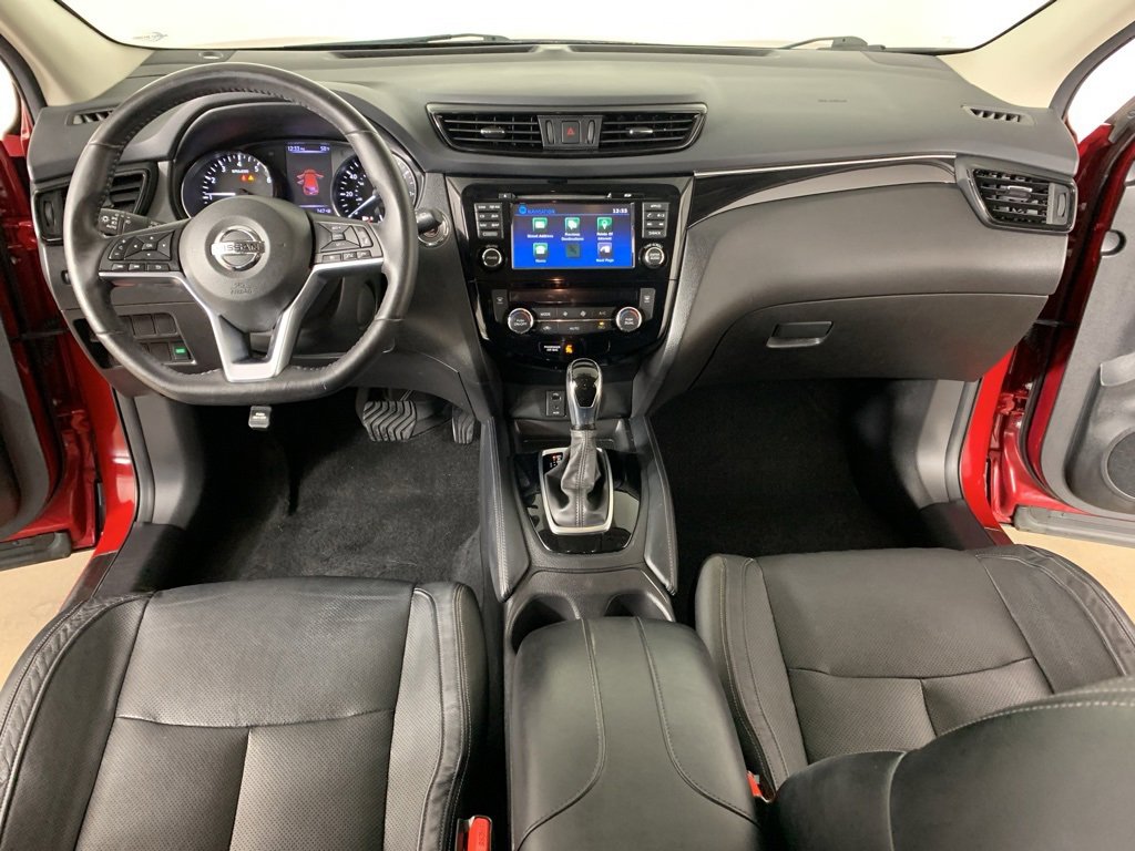 Used 2018 Nissan Rogue Sport SL image 10
