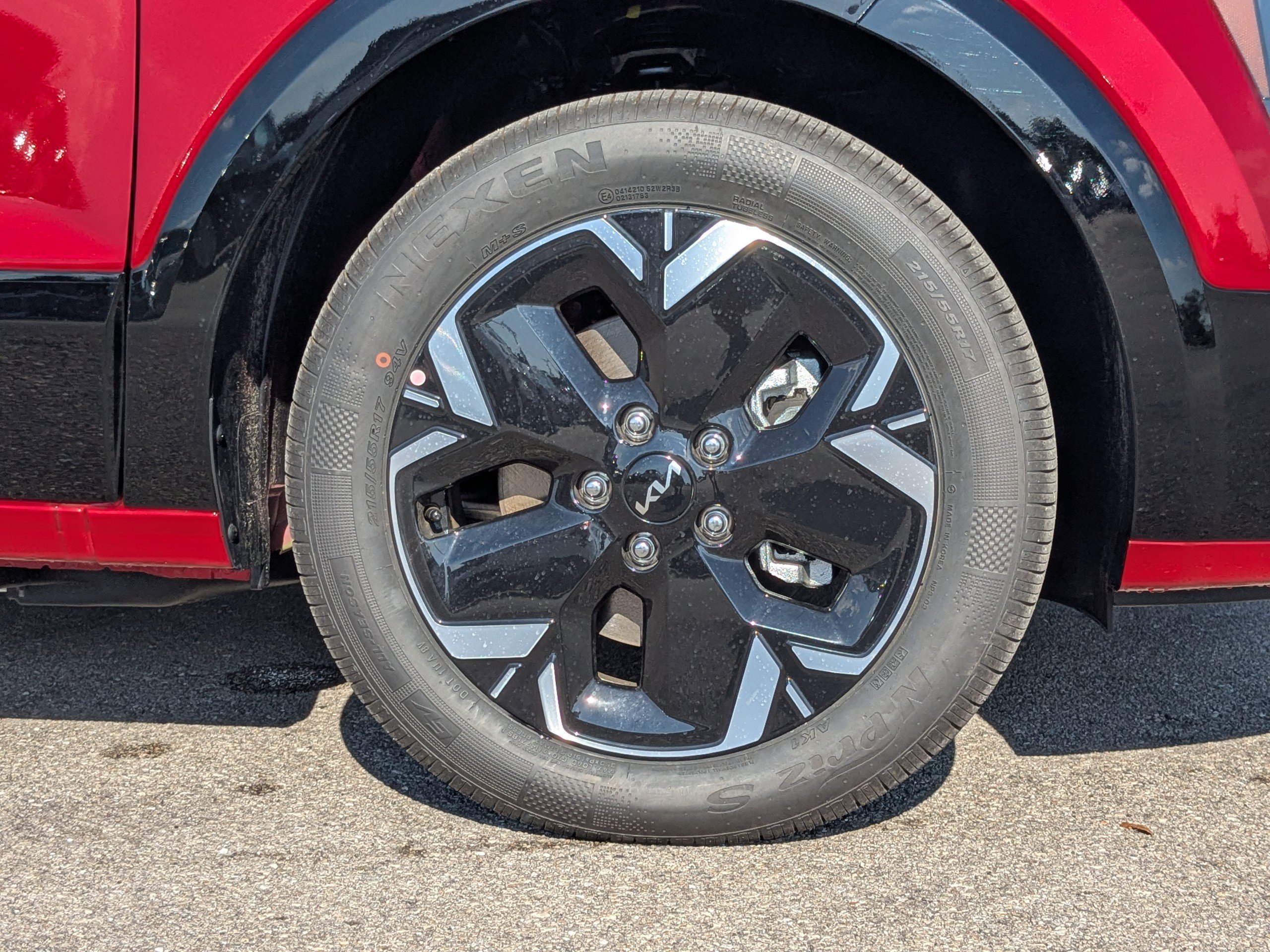 New 2025 Kia Niro Wind w/ Wind Preserve Package image 13