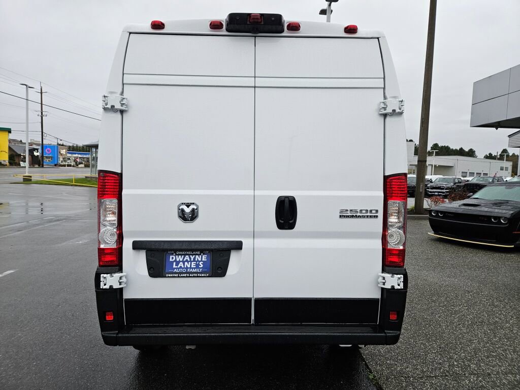 Used 2025 RAM ProMaster 2500 w/ Convenience Group image 4