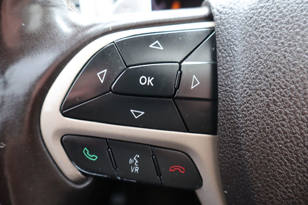 Used 2014 Jeep Grand Cherokee Summit AWD/4WD image 30