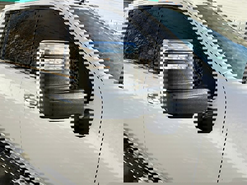 Used 2020 Chevrolet Silverado 3500 High Country w/ Z71 Off-Road Package image 12