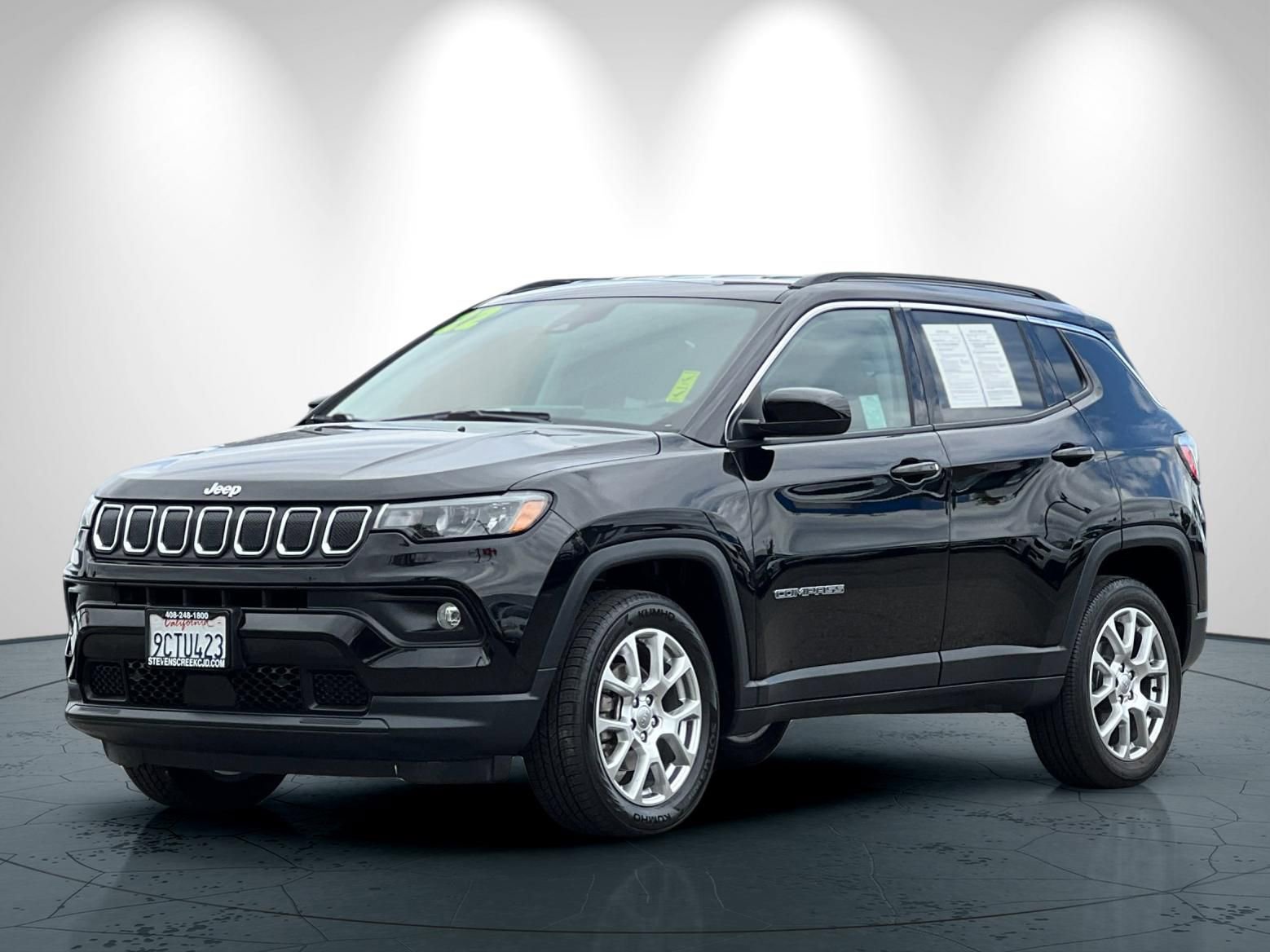 Used 2022 Jeep Compass Latitude AWD/4WD image 8