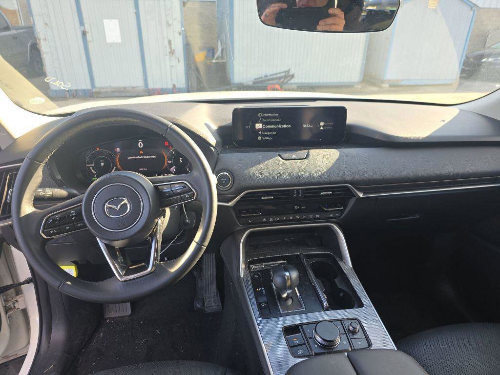 Used 2024 MAZDA CX-90 Plug-In Hybrid w/ Preferred AWD/4WD image 5