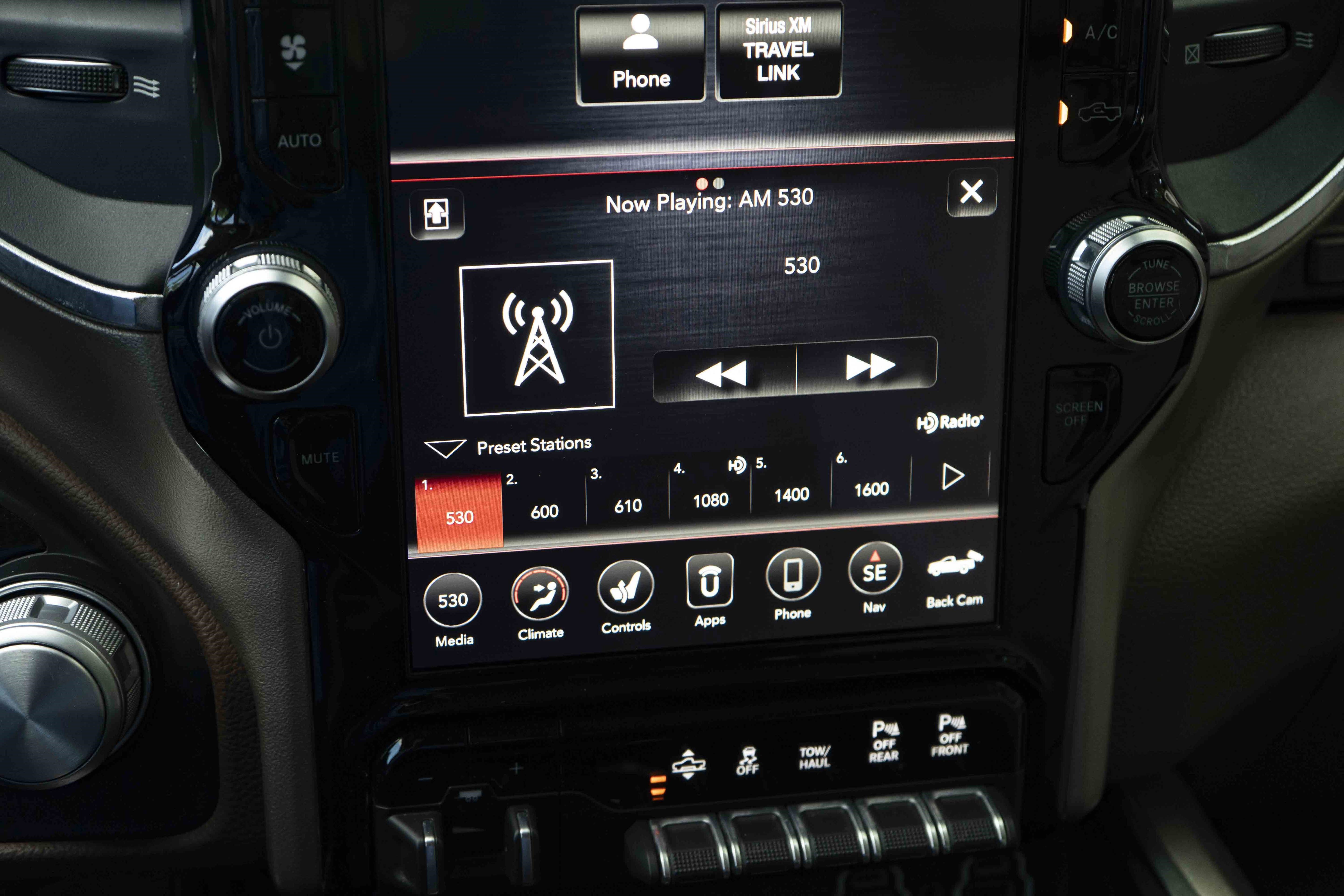 Used 2019 RAM 1500 Laramie AWD/4WD image 31
