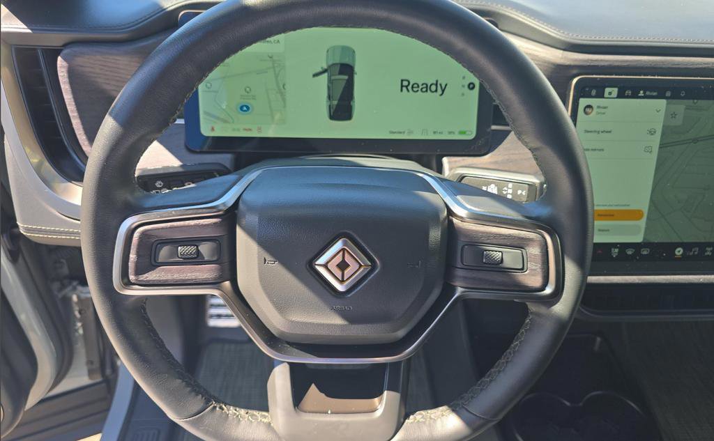 Used 2024 Rivian R1S Adventure image 10