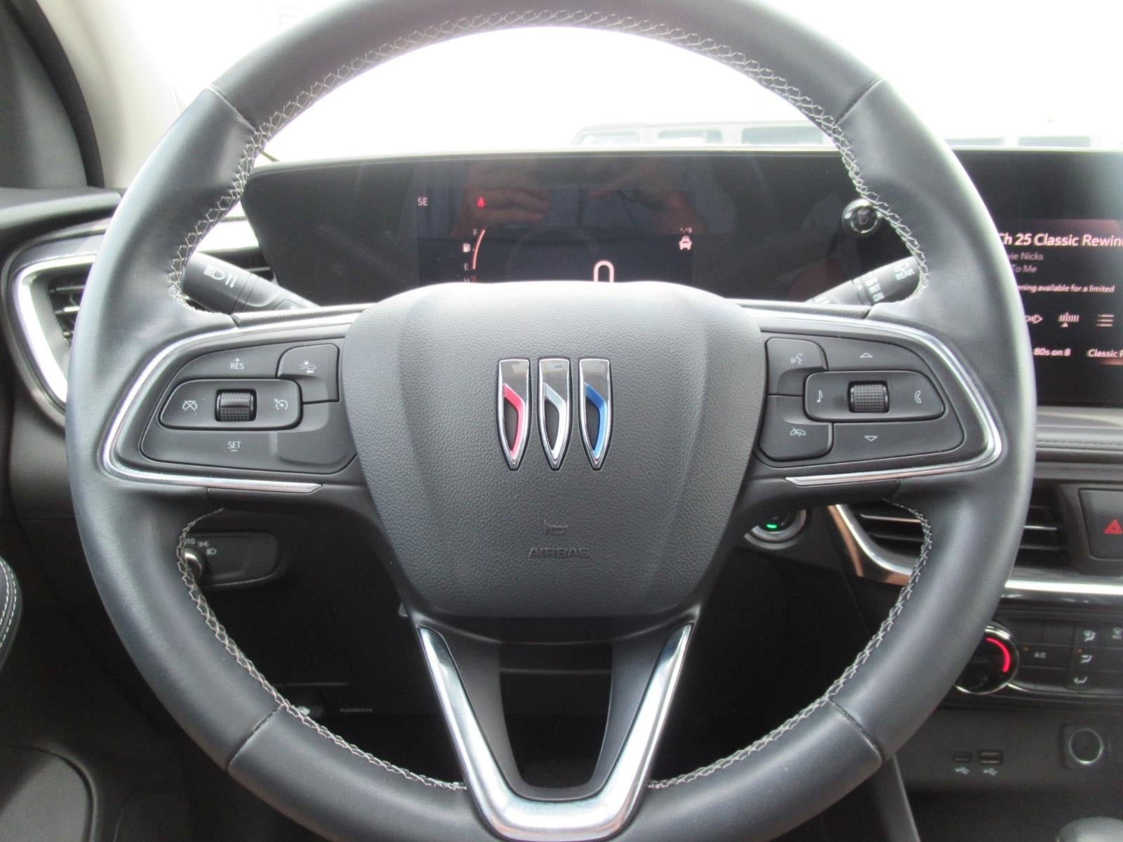 Used 2024 Buick Encore GX Preferred FWD image 22