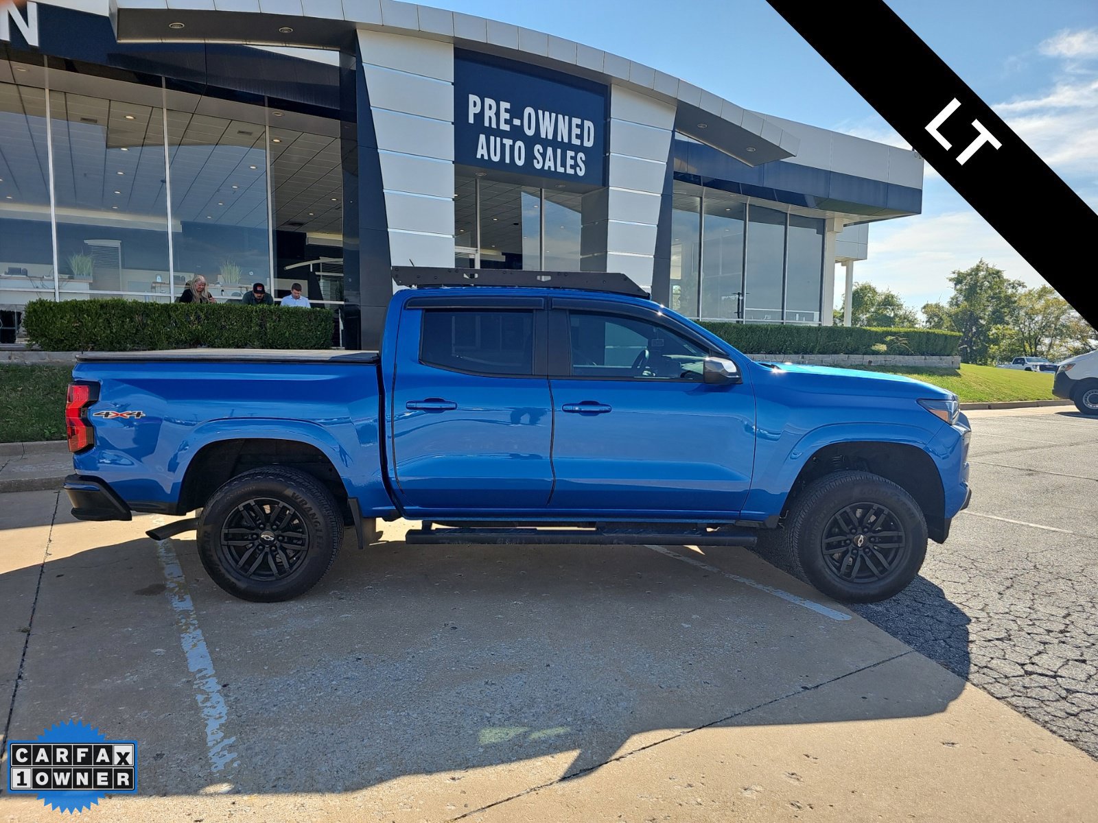 Used 2024 Chevrolet Colorado LT w/ LT Convenience Package AWD/4WD image 2