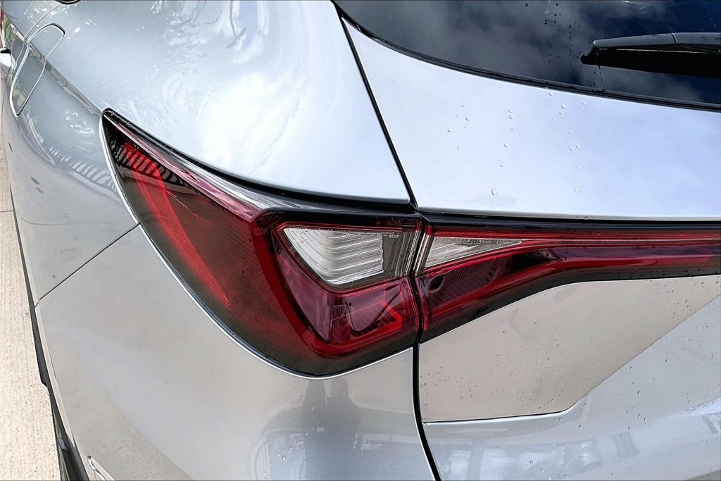 Certified 2025 Acura MDX w/ Technology Package AWD/4WD image 36