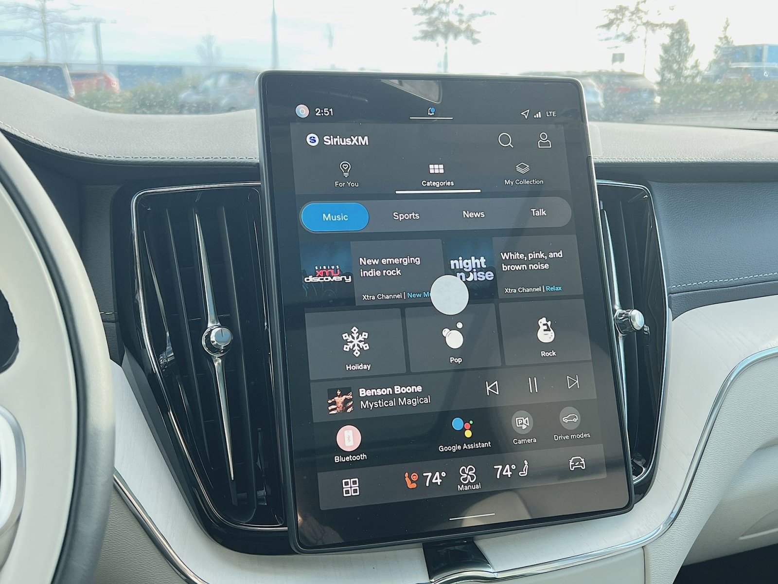 New 2026 Volvo XC60 B5 Ultra w/ Protection Package Premier image 18