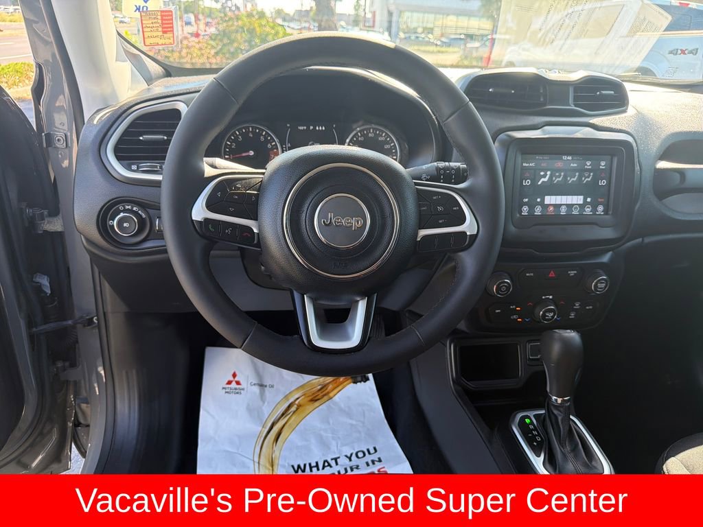 Used 2019 Jeep Renegade Latitude FWD image 13