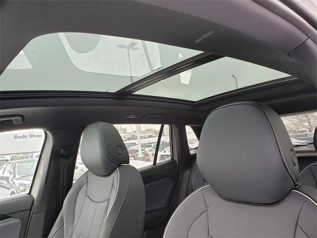 New 2026 Volkswagen Tiguan SEL R-Line image 7