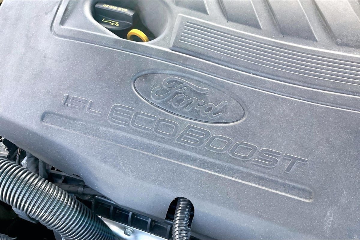 Used 2017 Ford Fusion SE w/ Equipment Group 201A FWD image 33