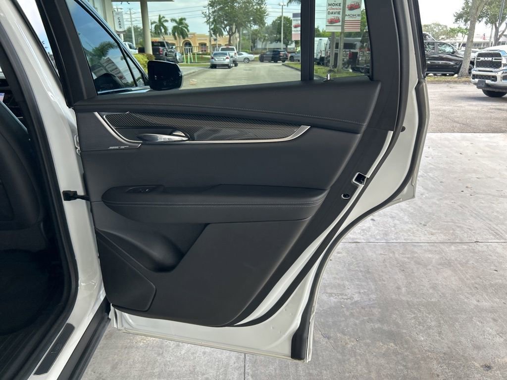 Used 2021 Cadillac XT6 Sport image 36