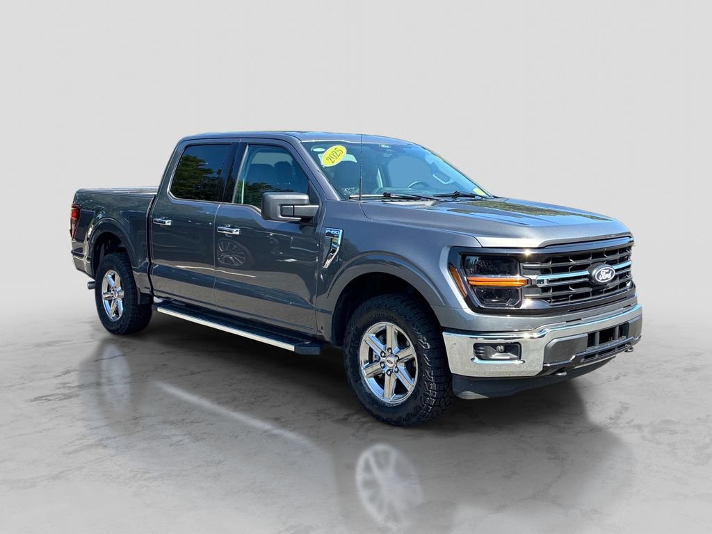 Used 2025 Ford F150 XLT w/ Equipment Group 301A Standard AWD/4WD image 3