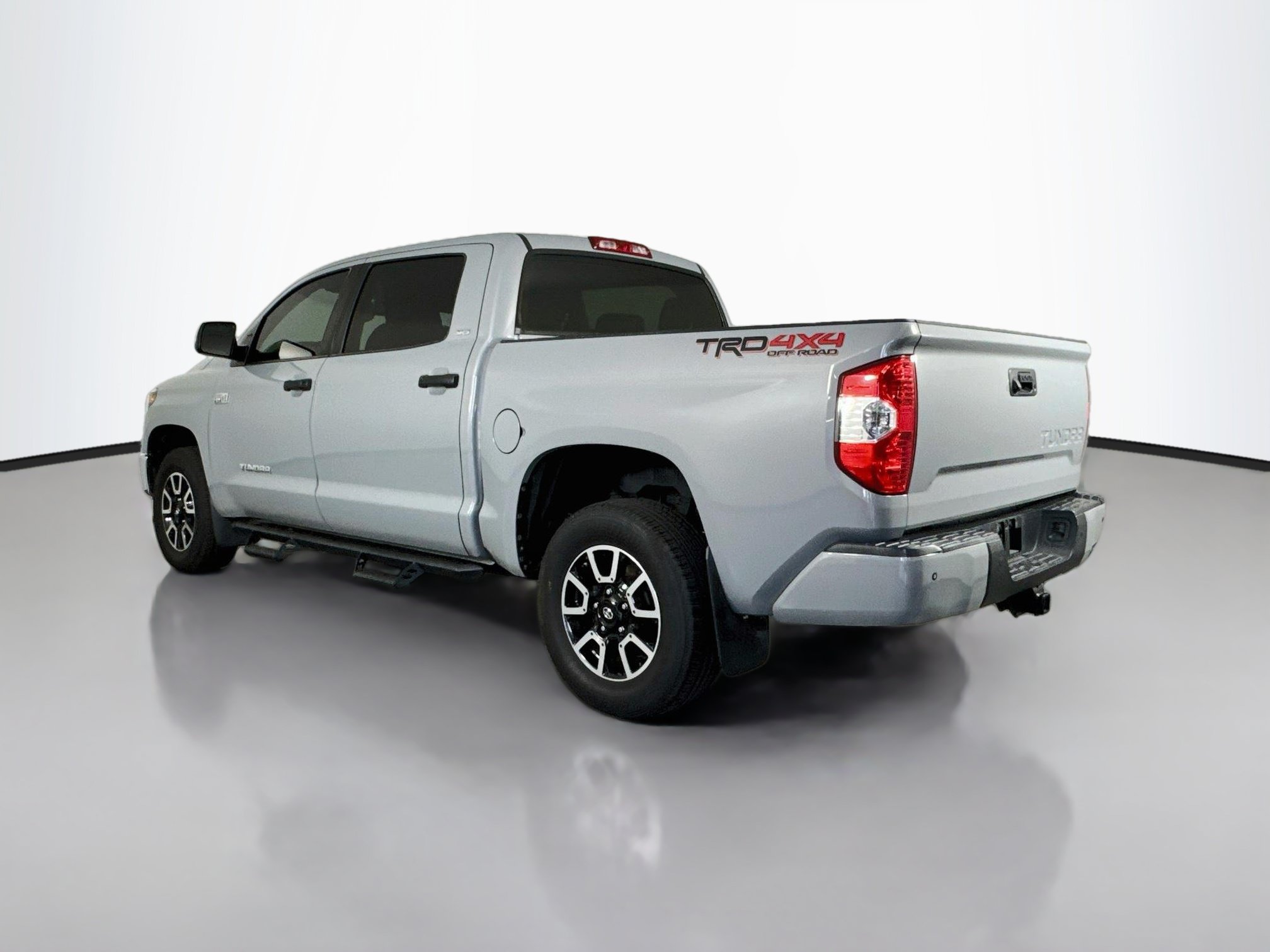Certified 2019 Toyota Tundra SR5 w/ TRD Off Road Package AWD/4WD image 5
