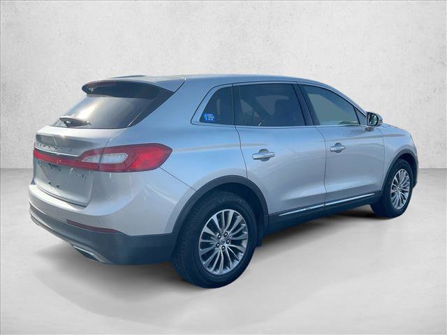 Used 2016 Lincoln MKX Select image 5
