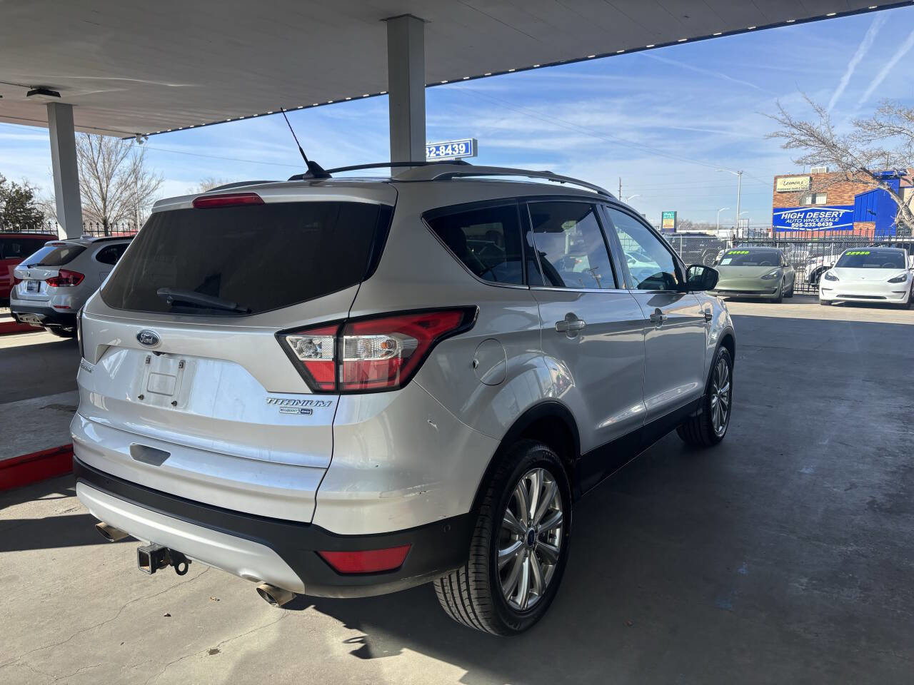 Used 2018 Ford Escape Titanium w/ Ford Safe & Smart Package image 7
