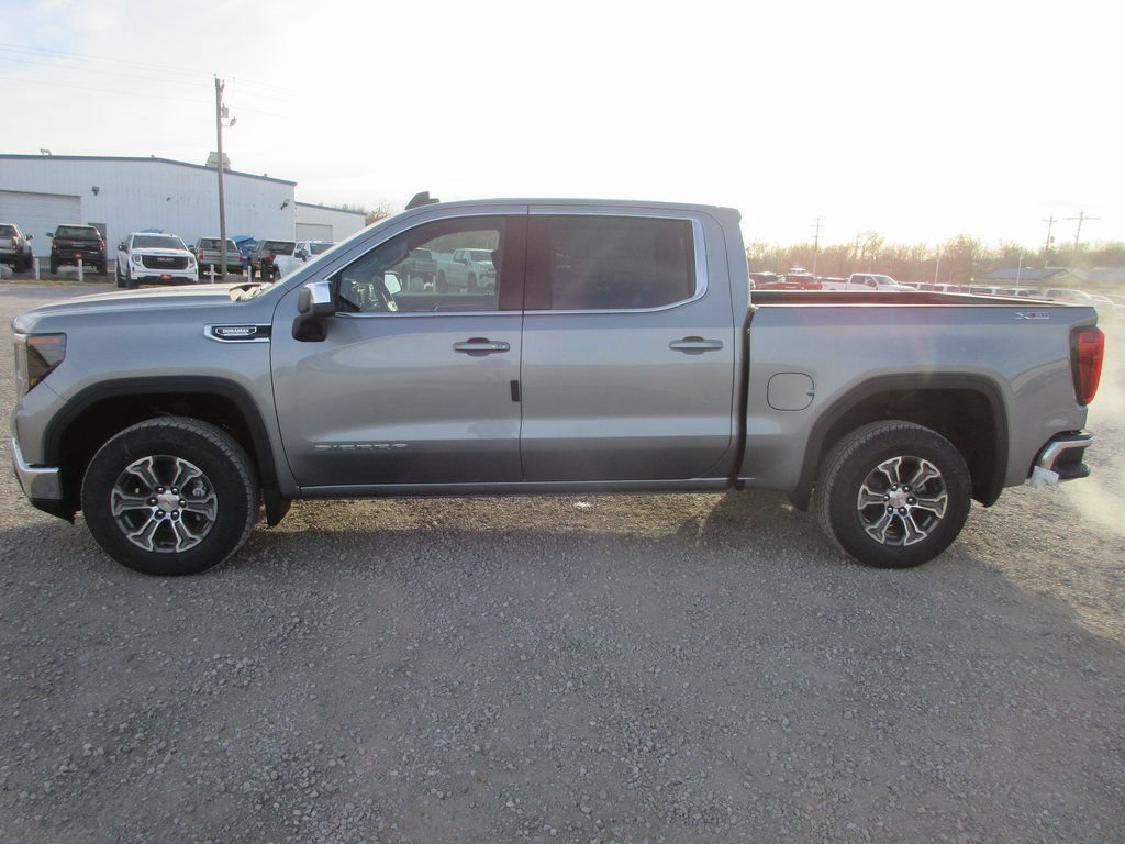 New 2026 GMC Sierra 1500 SLE AWD/4WD image 11
