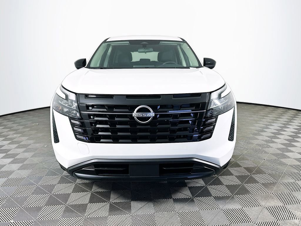 New 2026 Nissan Pathfinder S image 3