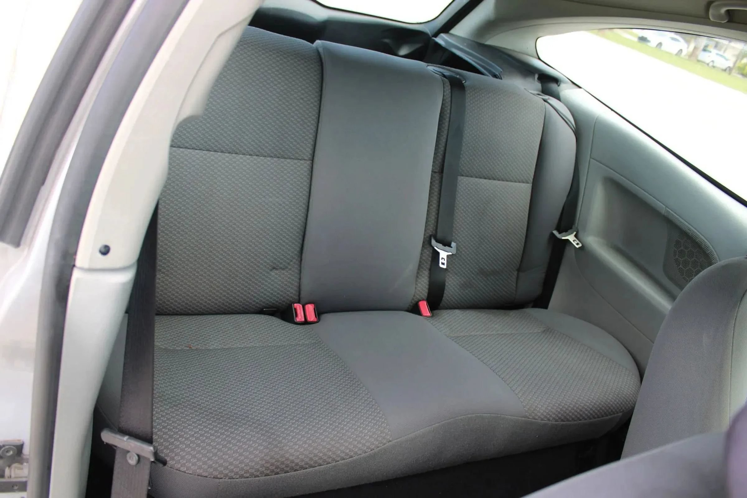 Used 2006 Ford Focus SE FWD image 24