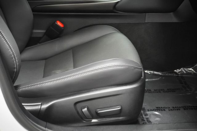 Certified 2025 Lexus IS 300 F Sport w/ Accessory Package 2 image 23