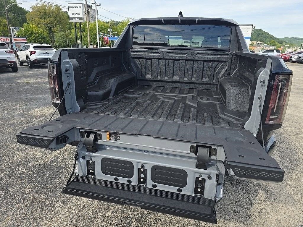 New 2025 GMC Hummer EV 3X image 9