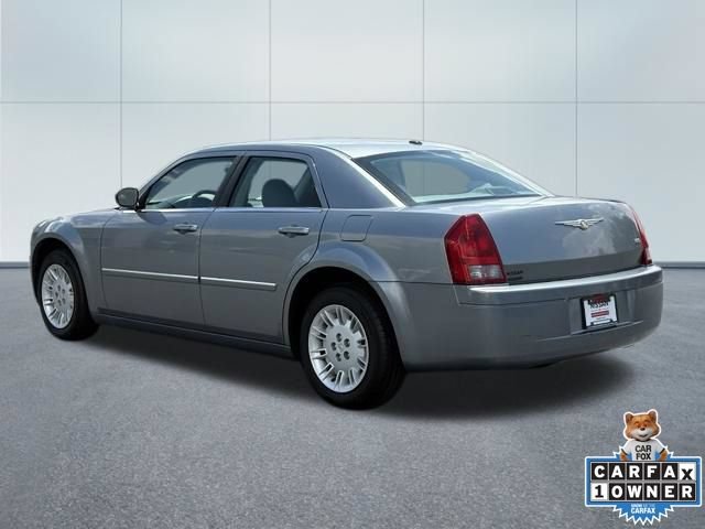 Used 2007 Chrysler 300 RWD image 10