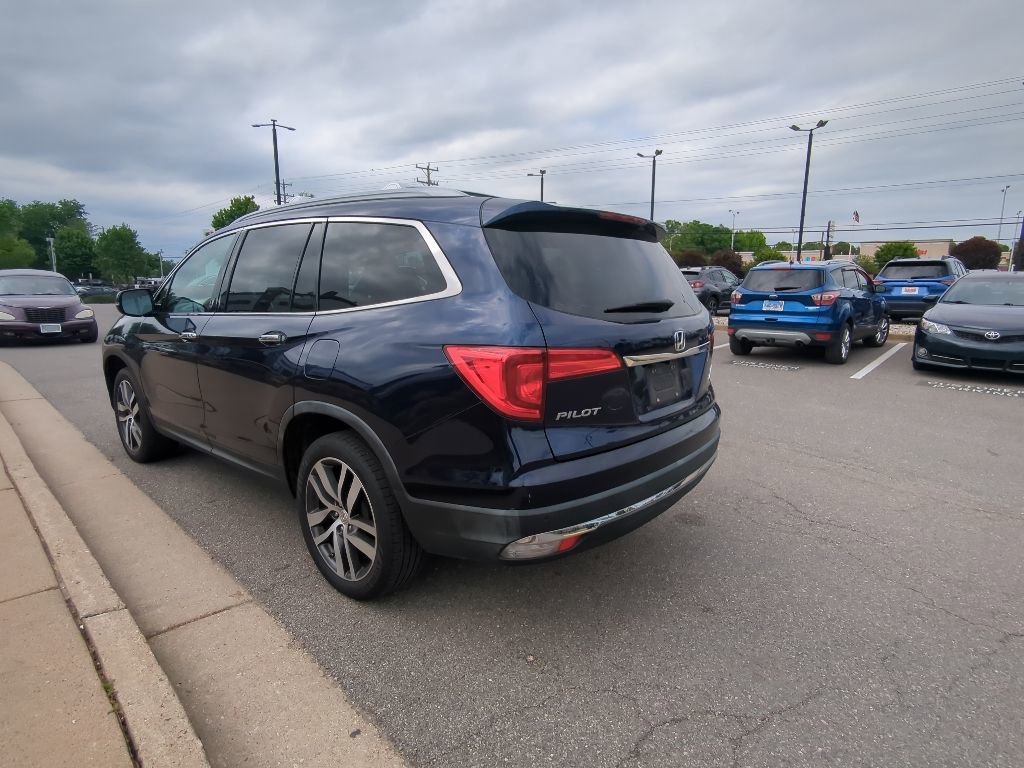 Used 2017 Honda Pilot Elite image 5