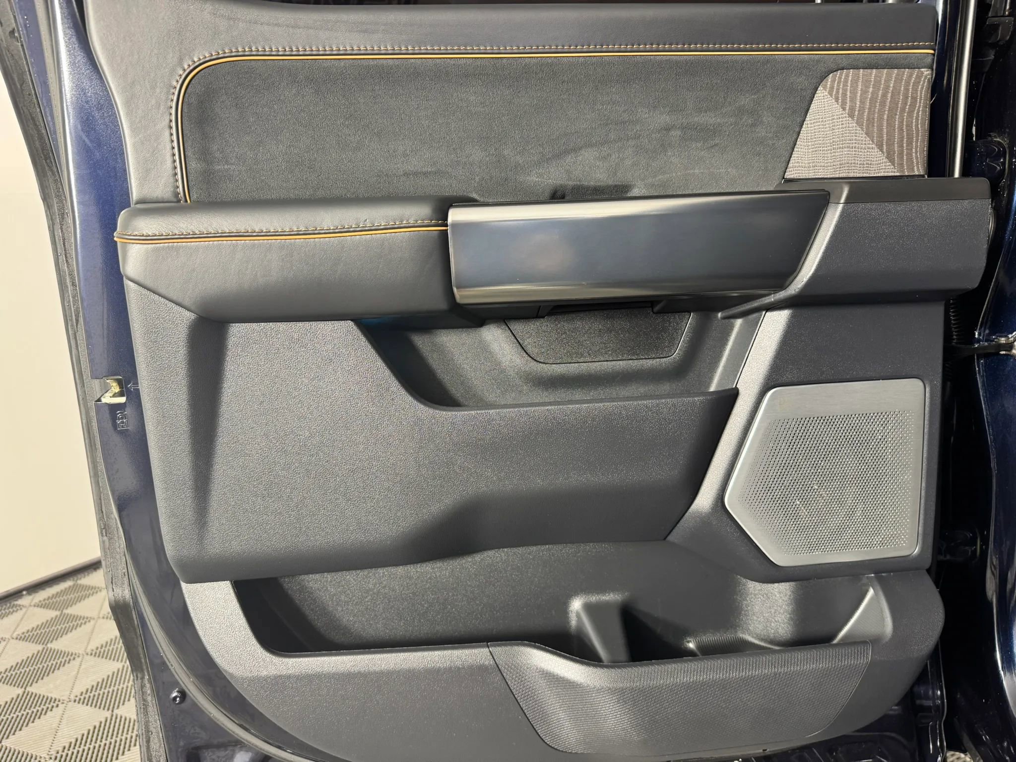 Used 2023 Ford F150 Platinum w/ Equipment Group 701A High image 44