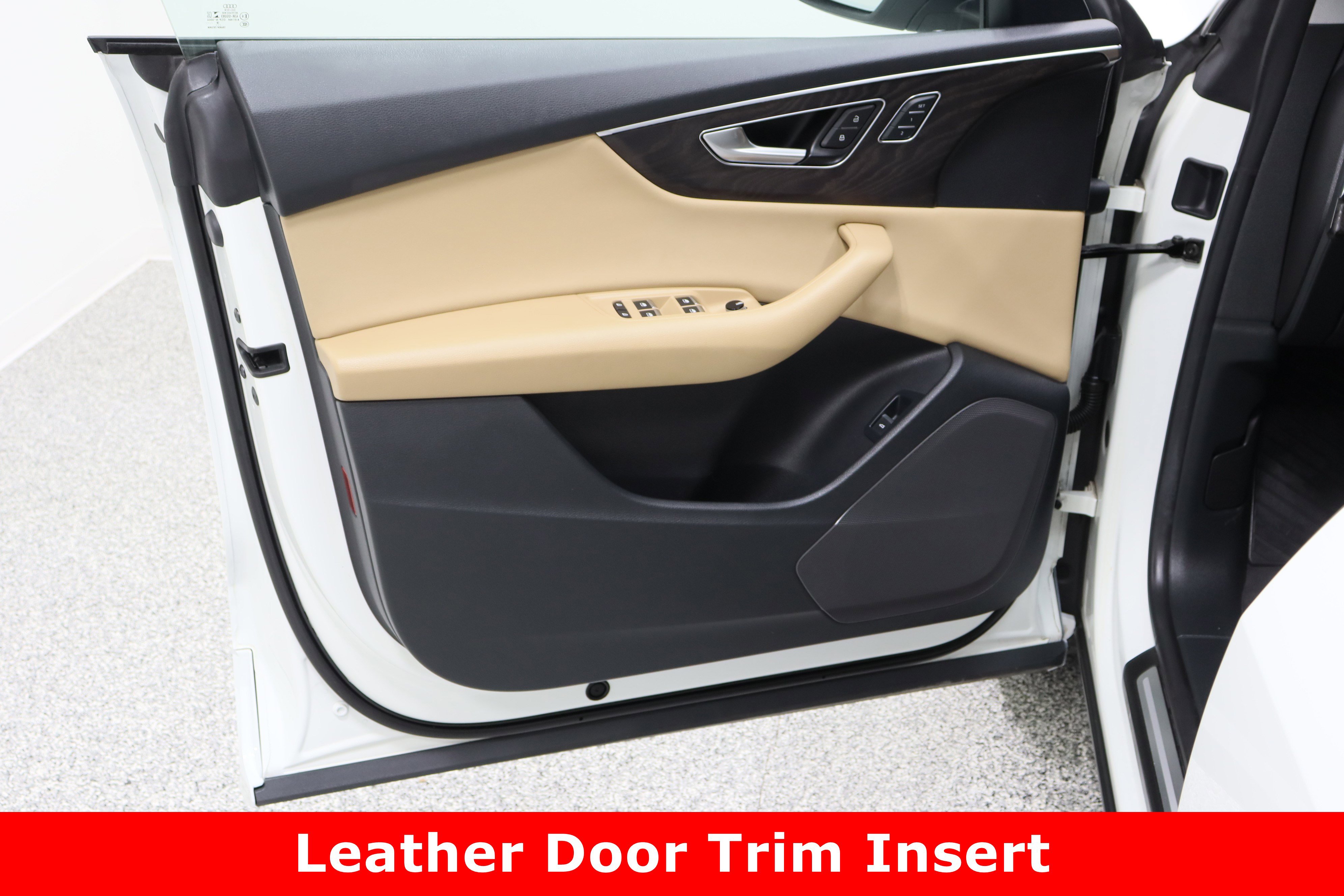 Used 2019 Audi Q8 Premium w/ Convenience Package image 12