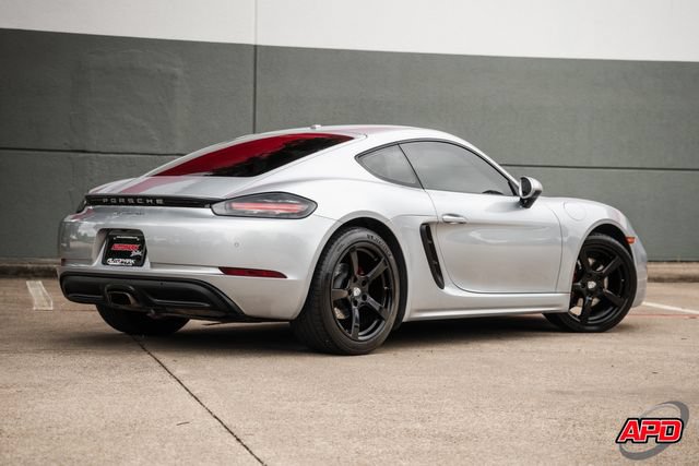 Used 2017 Porsche 718 Cayman RWD image 46