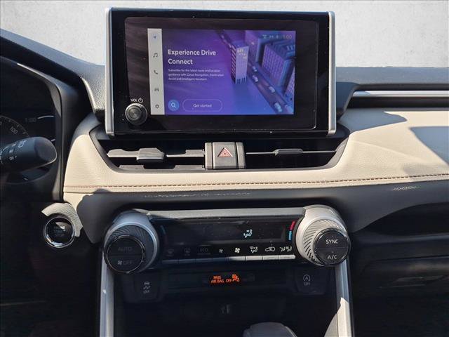 Used 2024 Toyota RAV4 XLE FWD image 15