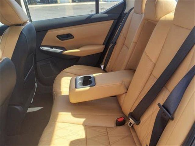 New 2025 Nissan Sentra SV image 38