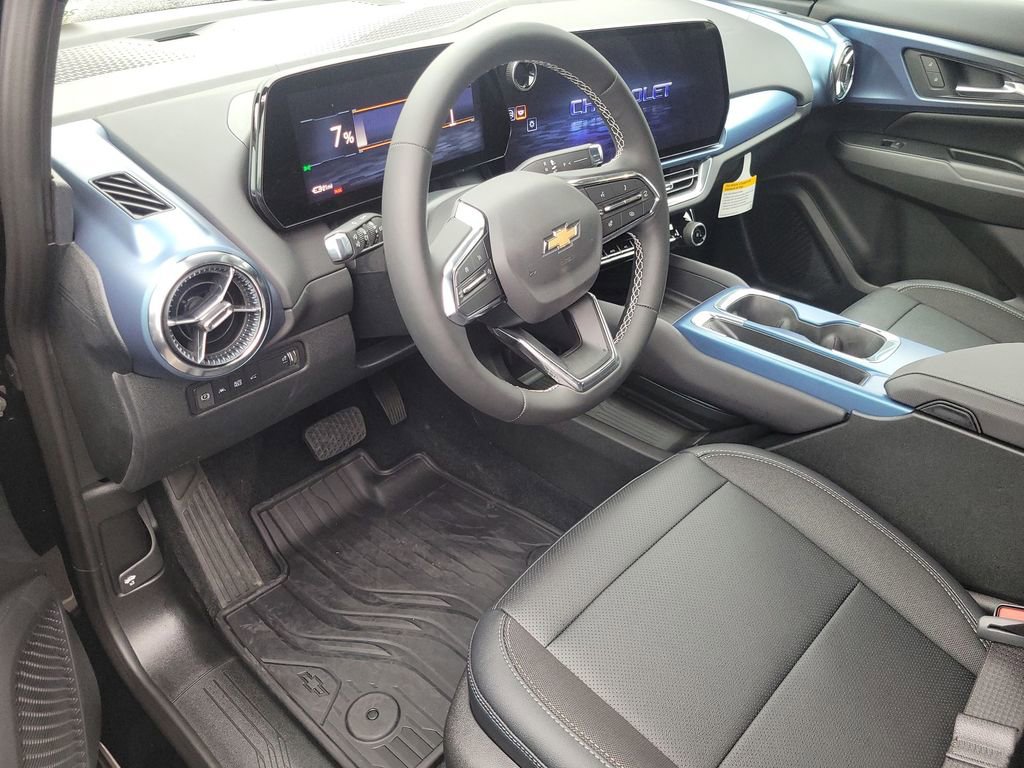 New 2026 Chevrolet Equinox EV LT image 10