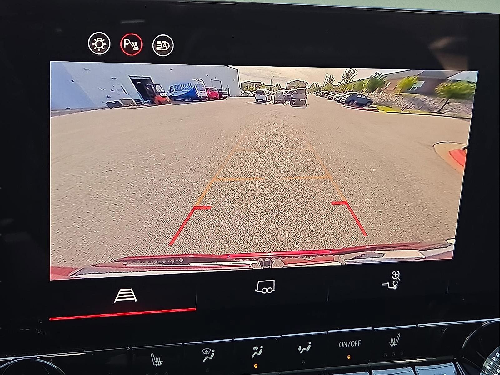 Used 2025 GMC Canyon AT4 w/ Nightfall Edition AWD/4WD image 16