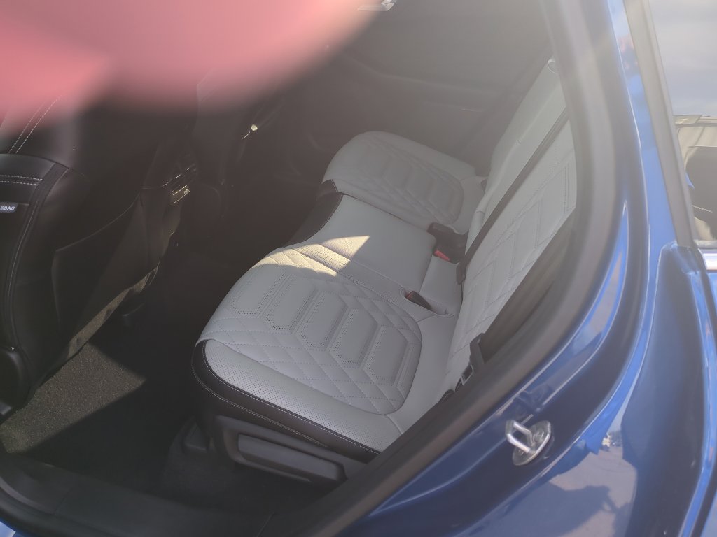 Used 2023 Ford Escape Platinum w/ Premium Technology Package image 26