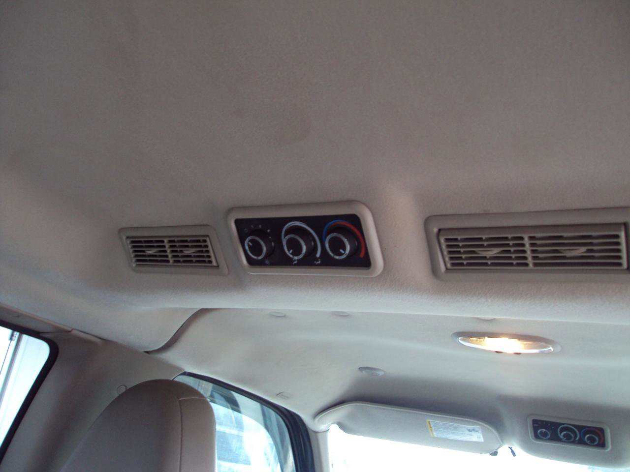 Used 2011 Chevrolet Express 1500 LT w/ LT Preferred Equipment Group image 14