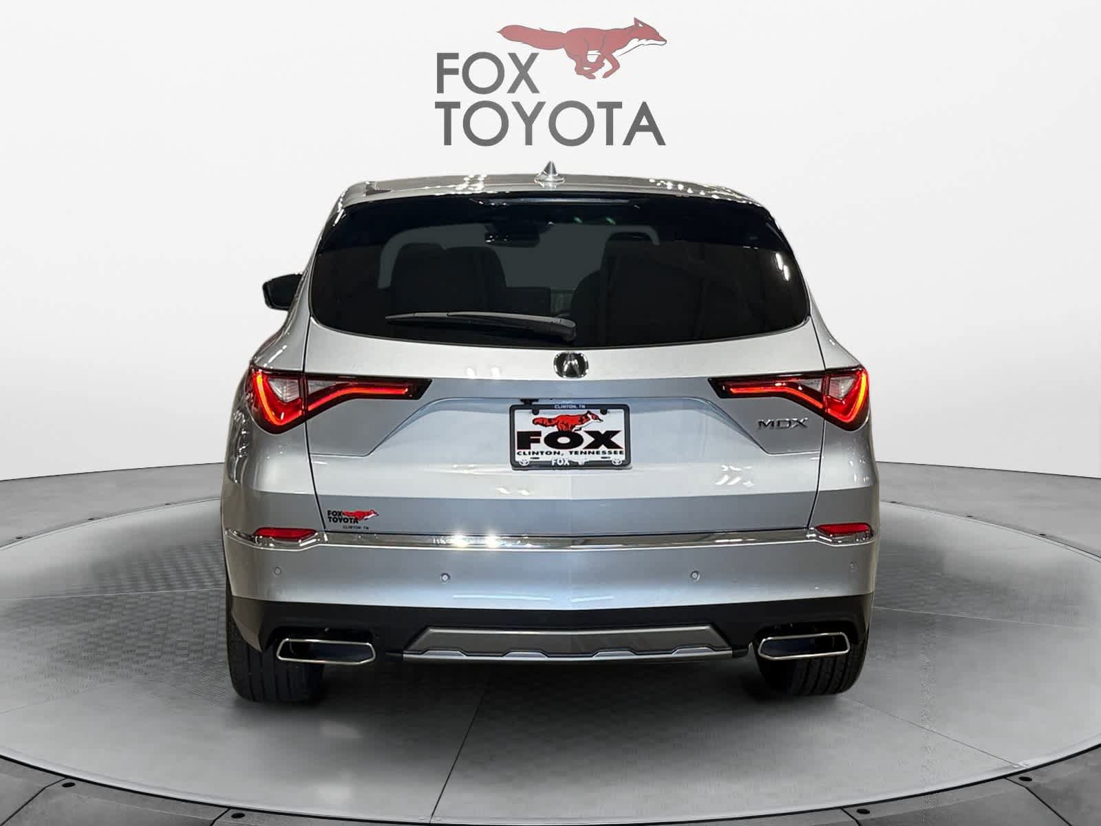 Used 2025 Acura MDX w/ Technology Package FWD image 5