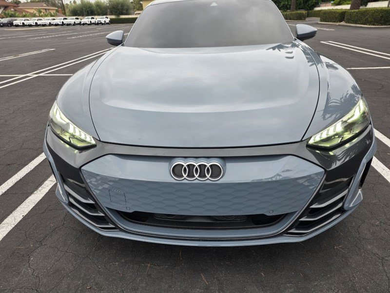 Used 2023 Audi e-tron GT Prestige AWD/4WD image 10
