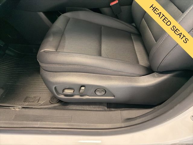 New 2026 Chevrolet Equinox LT w/ Convenience Package II AWD/4WD image 6