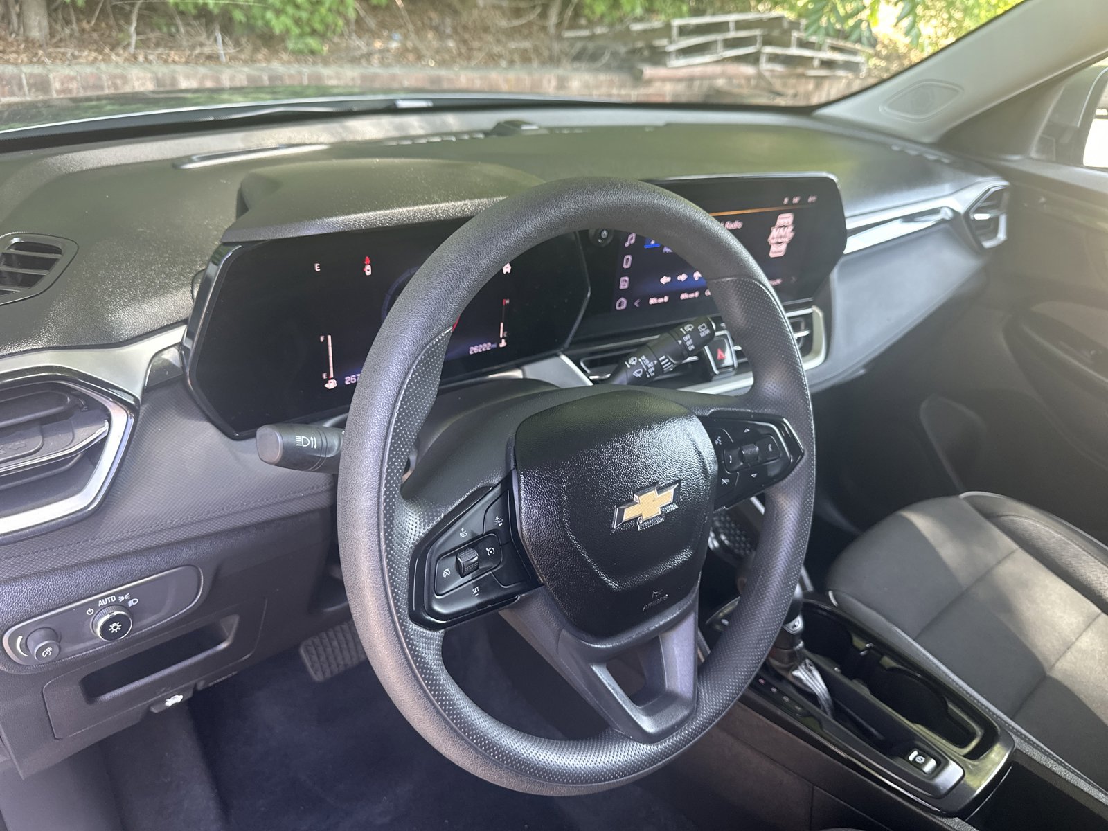 Used 2025 Chevrolet TrailBlazer LT AWD/4WD image 18